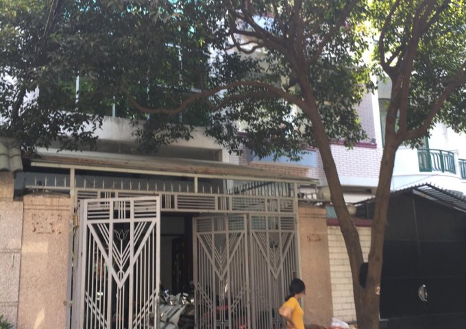 Sở hữu ngay ngôi nhà có TK hiện đại trên cung đường Lê Hồng Phong Nguyễn Trãi, Quận 5