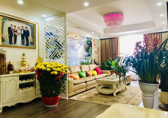 Cần bán căn hộ Novaland Phú Nhuận, 118m2, có HĐMB, full nội thất, giá chỉ 7.5 tỷ