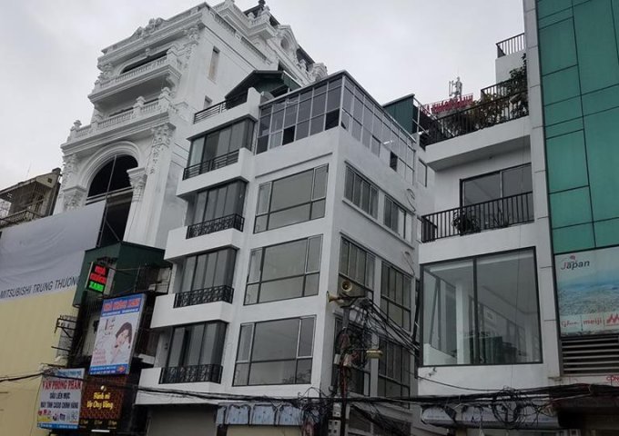Bán nhà chính chủ mặt tiền Nguyễn Xí Bình thạnh(10*45m) giá 123tr/m2