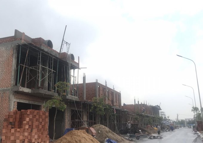 Bán nhà riêng tại Dự án Tân Phước Khánh Village, Tân Uyên,  Bình Dương diện tích 64m2  giá 2 Tỷ