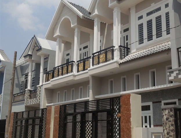 Bán nhà ở Tân Kim xây kiên cố _ Trả 400 triểu và Trả góp 3 năm 0% lãi suất. ngay gần 2 cty lớn Sheen Bridge và cty TNHH Giày Fuluh, cho thuê giá 8 tr