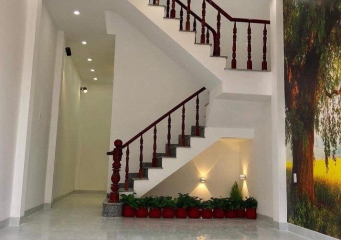 Bán nhà ở Tân Kim xây kiên cố _ Trả 400 triểu và Trả góp 3 năm 0% lãi suất. ngay gần 2 cty lớn Sheen Bridge và cty TNHH Giày Fuluh, cho thuê giá 8 tr