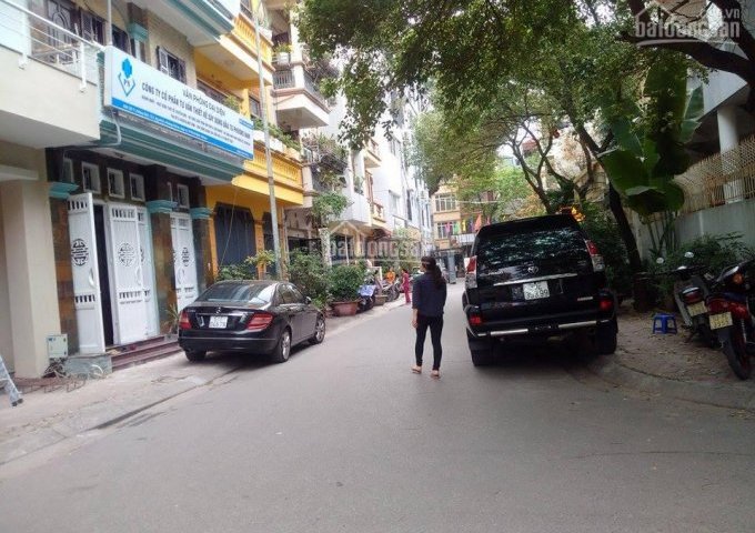 Chính chủ bán nhà phân lô ngõ 31 Trần Quốc Hoàn, Dịch Vọng Hậu, Cầu Giấy.