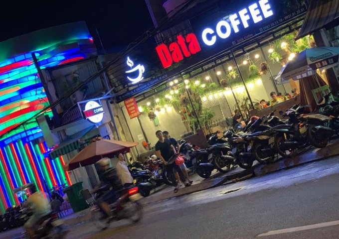 Không người trông coi cần sang nhượng cửa hang coffee 24/7, 90 Vườn Lài , p Tân Thành, quận Tân Phú.