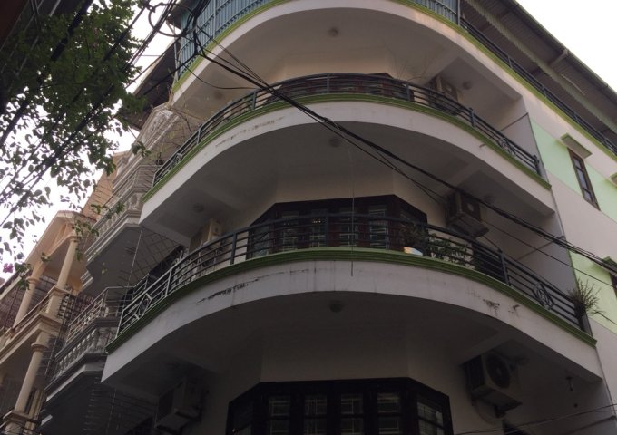Cho thuê nhà ngõ 102 Khuất Duy Tiến, Thanh Xuân. diện tích 70m2 x 5 tầng, nhà lô góc 2 mặt tiền, thiết kế tầng 1 thông sàn, từ tầng 2 đến tầng 5 mỗ