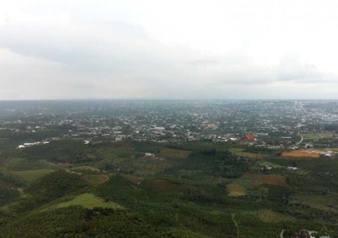 Khu nghỉ dưỡng 2000 m2, view đỉnh núi nhìn ra ql20, cách trung Bảo Lộc tâm 6 km