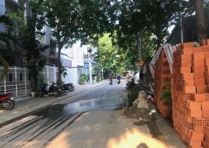 Bán đất mặt tiền đường Nguyễn Văn Huề, Thanh Khê. DT: 80m2, đường 5.5m, giá 3.25 tỷ