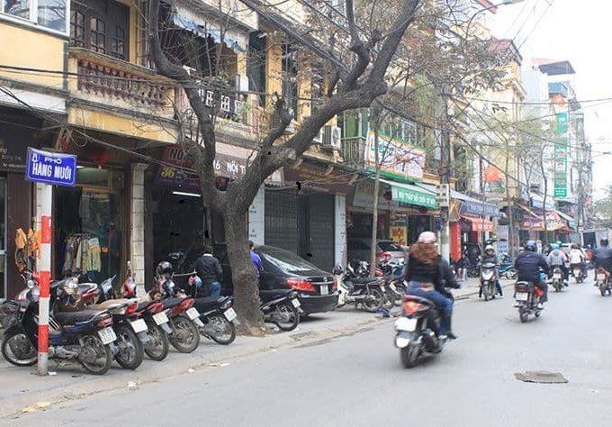 Bán nhà Mặt phố Hàng Chuối 338m2 mặt tiền 13m. Giá 103 Tỷ.   