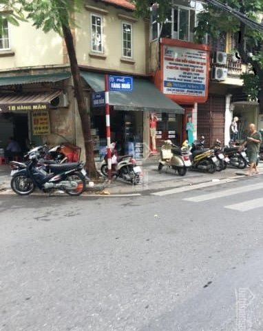 Bán nhà Mặt phố Hàng Chuối 338m2 mặt tiền 13m. Giá 103 Tỷ.   