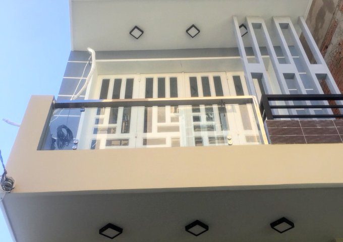Bán nhà mới 3 tầng hẻm 301 Trần Xuân Soạn (hẻm chợ) Quận 7
