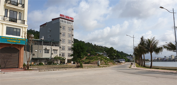 Bán đất vị trí siêu đẹp để kinh doanh nhà hàng, khách sạn tại Bãi Cháy - Hạ Long