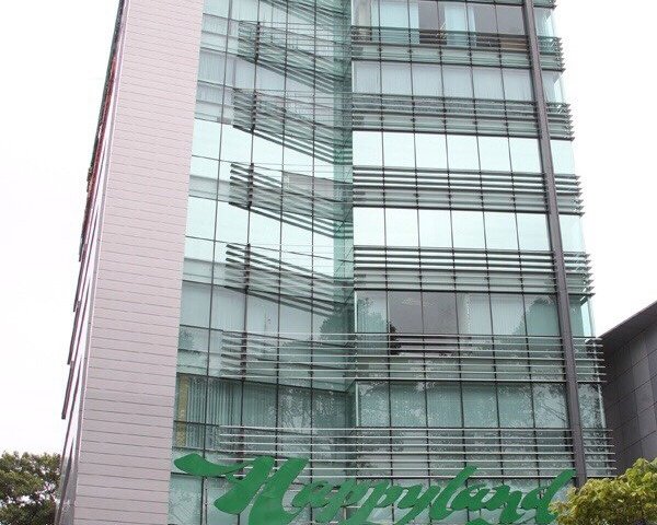 CC bán nhà biệt thự sân vườn Yên Thế, Phường 2, Tân Bình. DT 7.3x24m, 3 lầu. Giá: 21.5 tỷ TL