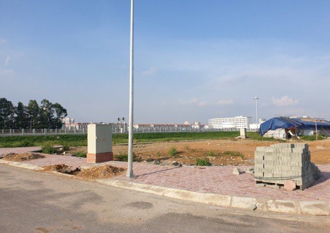Chính chủ cần bán lô liền kề tại khu đất phân lô cho cán bộ trại gian T16 Phú Lương 27tr/m2