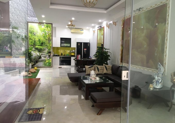 Cho thuê mặt bằng kinh doanh thời trang hoặc văn phòng, mặt Nguyễn Tất Thành. Lh: 0972419997