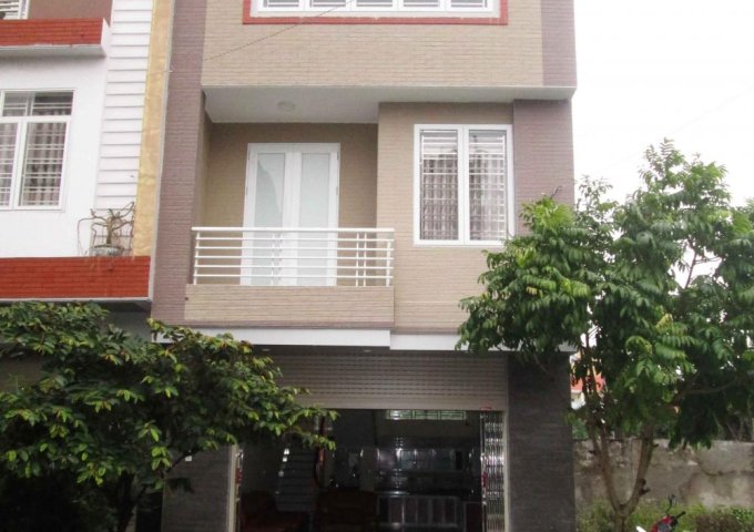 Cho thuê thẳng nhà mặt phố Nguyễn Thị Thập 85m2* 4 tầng,MT 7m 