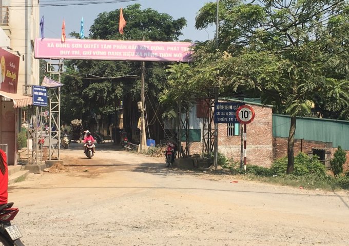 Bán đất thổ cư SĐCC mặt đường liên xã Đông Sơn, Chương Mỹ, TP Hà Nội