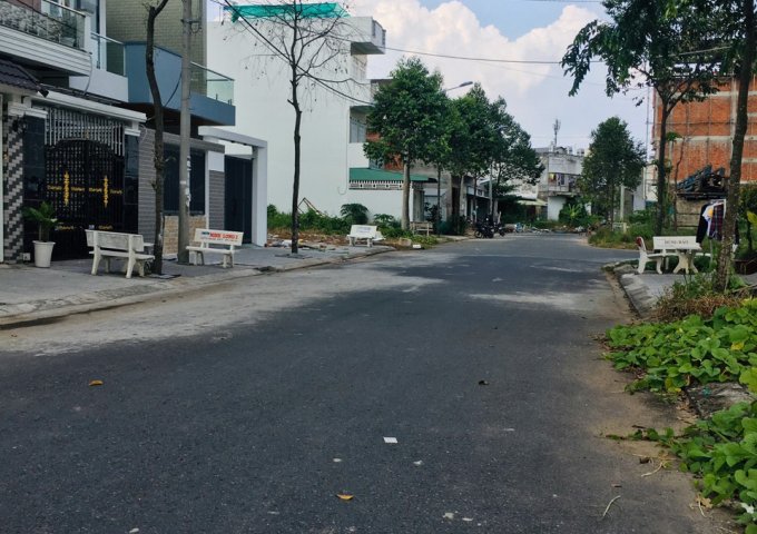 Bán cặp nền thổ cư góc 2 mặt tiền khu TDC Tam Bình, Vĩnh Long. lộ oto 4m