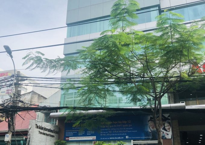 Bán building hầm, 8 lầu Lê Quang Định, cho thuê 200 tr/th, giá chỉ 29.5 tỷ