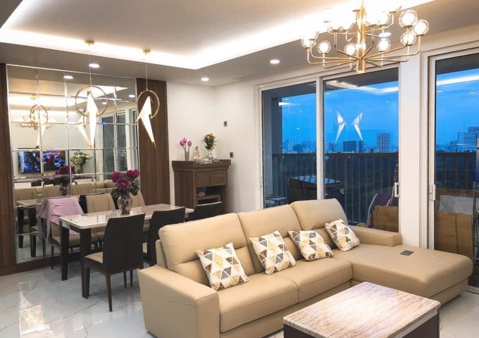 Cho thuê căn hộ 3PN tại chung cư Garden Gate, Phú Nhuận. Đầy đủ nội thất. Giá chỉ  21 triệu