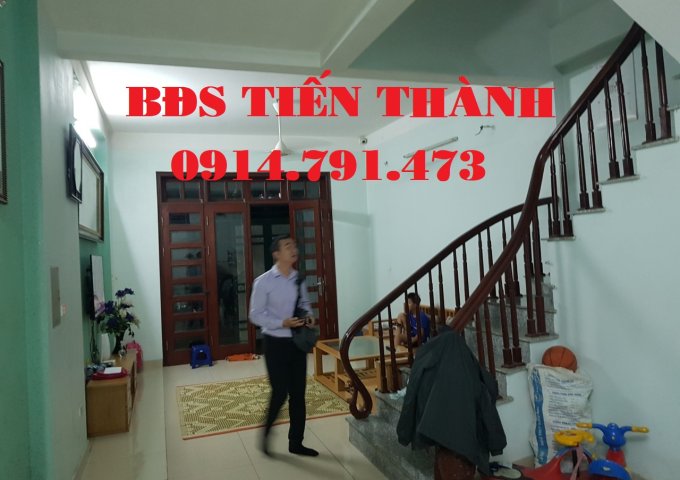 Chinh chủ bán nhà 2 tầng 1 tum gần chợ Phúc Đồng ; 3 mặt thoáng cực đẹp giá chỉ 2,85 tỷ