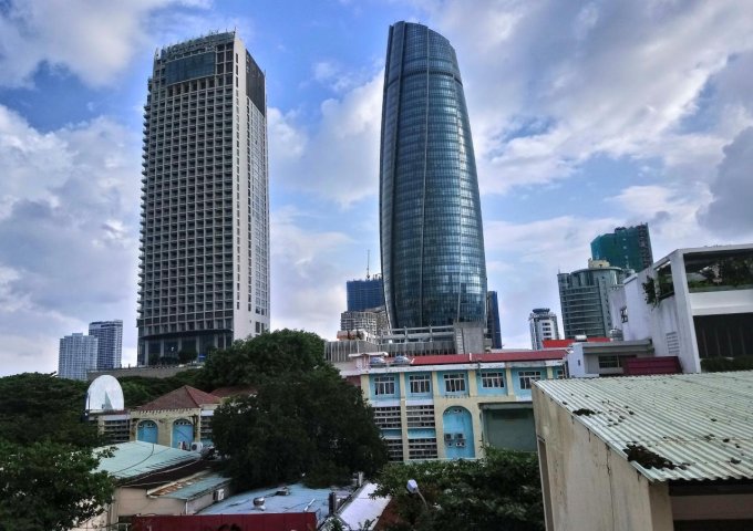 Bán nhà 4 tầng Mặt Tiền Đặng Tử Kính, Q. Hải Châu, cạnh Trung tâm Hành Chính, Diện tích 105m, kinh doanh