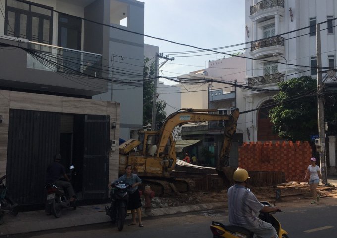 Chính chủ cần bán nhà MTKD Nguyễn Xuân Khoát 4*19.3m, đường thông 8m.