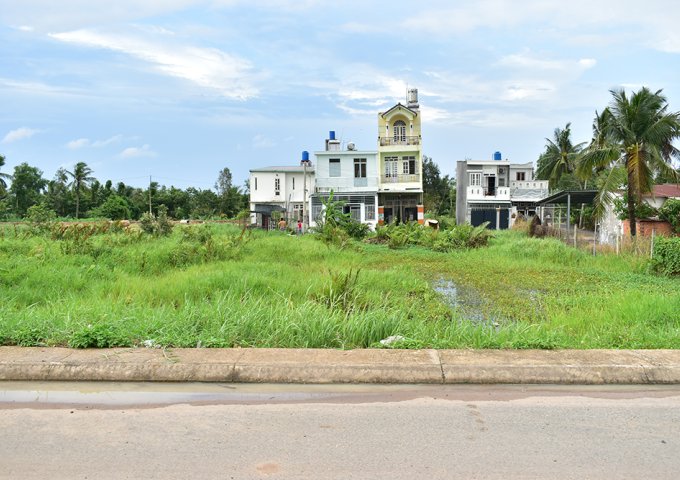 Con thiếu nợ giang hồ bán gấp 500m2 đất đường Nguyễn Công Hoan giá 450 triệu