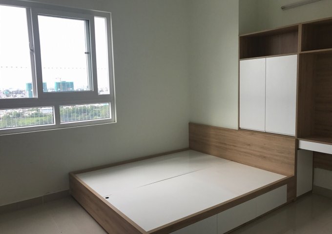 Cho thuê chung cư topax city Q8 , 3PN, giá 10tr,  DT 92m2