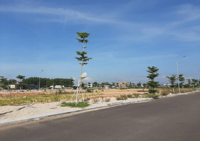 Đất nền mặt tiền quốc lộ 1A trên trục đường Sân bay Phù Cát về TP Quy Nhơn, giá chỉ 1 tỷ/ nền