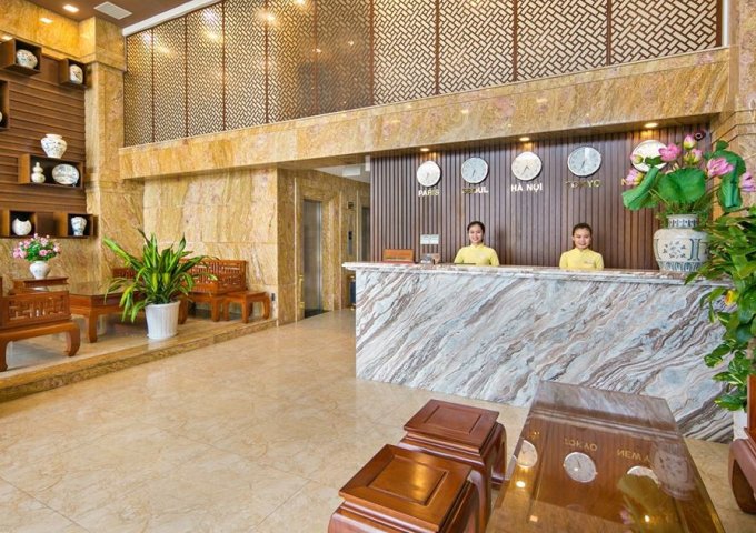 Chào bán khách sạn 3 sao mặt biển Võ Nguyên Giáp, Sơn Trà, còn rất mới, doanh thu cao