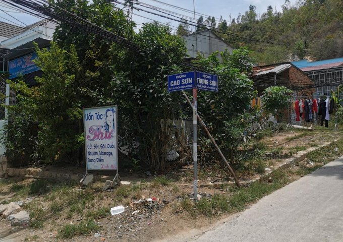 Cần bán lô đất đường Trung Sơn, Hòn Nghê, Nha Trang , 178 m2 giá 1,8 tỷ