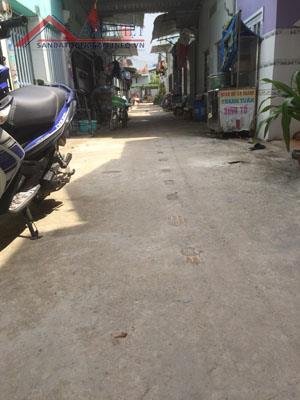 Cần bán gấp nhà 1 trệt 1 lầu , sổ chung tại Phường Tân Phước Khánh, Tân Uyên. Liên hệ : 0966779884