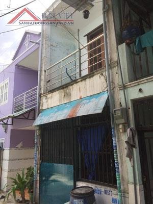 Cần bán gấp nhà 1 trệt 1 lầu , sổ chung tại Phường Tân Phước Khánh, Tân Uyên. Liên hệ : 0966779884