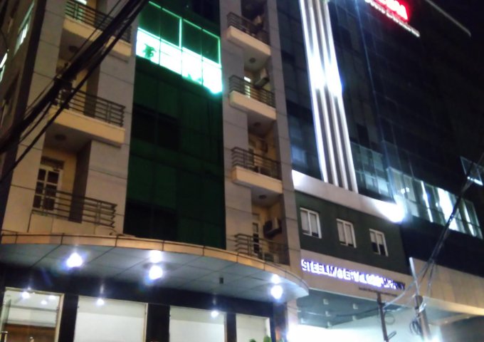 Bán cao ốc văn phòng mới 100% ngay sân bay Tân Sơn Nhất, MT Bạch Đằng, 8.4x27m, 2H+ 8 lầu.