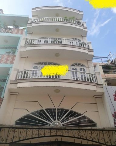 Bán gấp căn nhà MT Lê Hồng Phong, DT:71.4m², 3L,Giá: 25.8 tỷ  