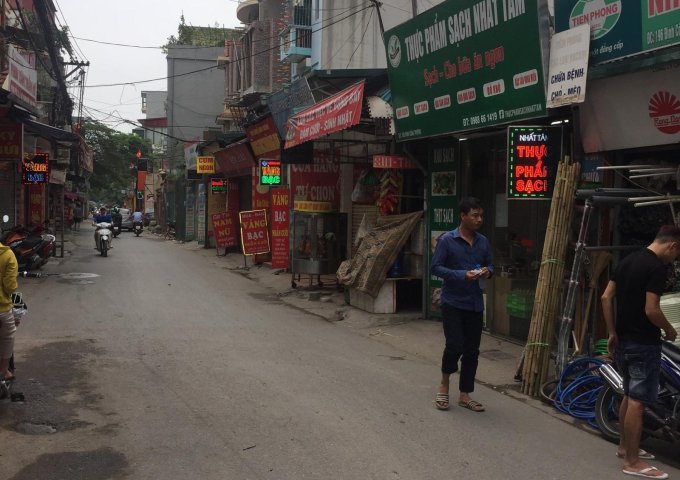 Bán nhà mặt phố Định Công Thượng 100m2,KD sầm uất ngày đêm. Giá 10 tỷ
