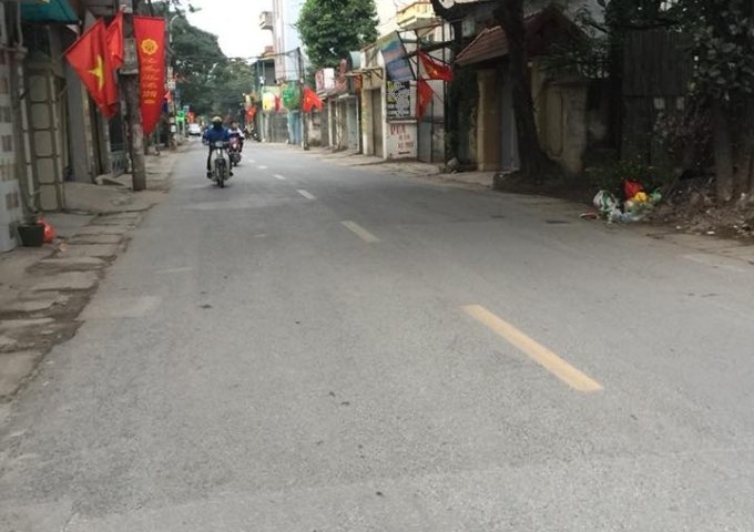 Bán đất Nguyễn Lân ô tô đỗ cửa, giá quá hạt 