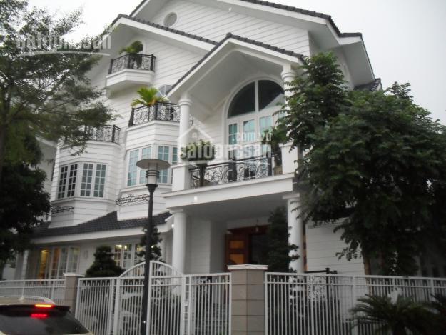 Bán biệt thự thiết kế trang trọng, sang chảnh được hội KTS đánh giá đẹp nhất phường Thảo Điền Q.2