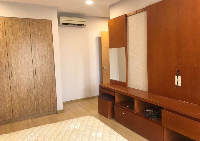 Cho thuê căn hộ 3 ngủ, full đồ tại Skycity 88 Láng Hạ, giá 18tr/tháng. LH: 0936530388