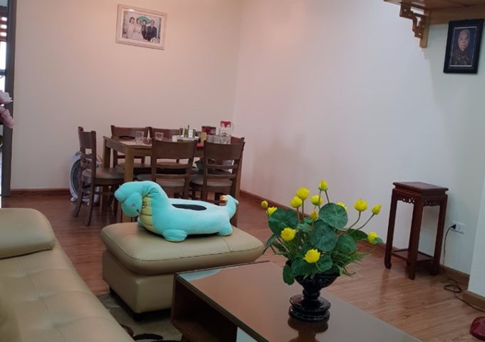 Cần bán gấp căn góc 2 phòng ngủ tại CT7J Dương Nội, Tố Hữu, Hà Đông. Liên hệ 0329070088