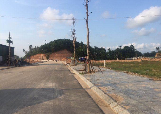 Bán đất nền dự án tại Dự án Khu dân cư Sơn Tịnh - Quảng Ngãi, diện tích 100m2  giá 940 Triệu -Liên hệ 0911 63 44 99