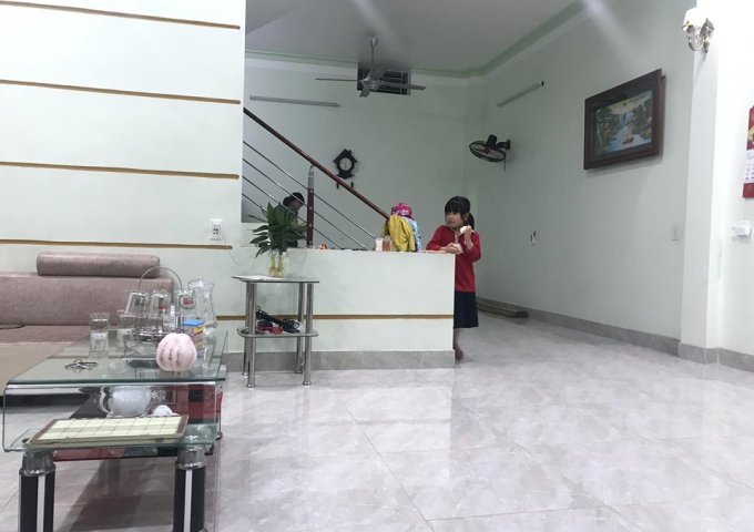 Bán nhà cực hợp lý tại ngã tư Quỳnh Cư,Hùng Vương,Hồng Bàng