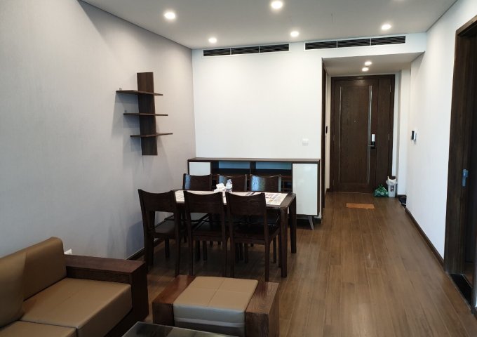 Cho thuê căn hộ 3 ngủ, full đồ tại CC Starcity Lê Văn Lương, giá 15tr/tháng. LH: 08884.11906