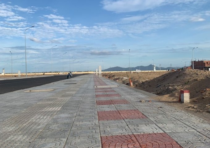 Đất biển – cạnh sân bay – hạ tầng khang trang tại TP. Tuy Hòa