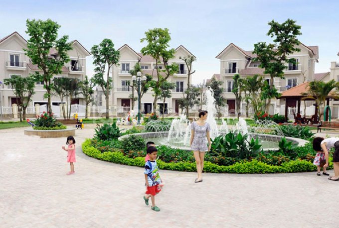 Bán căn biệt thự Đơn Lập dự án VinhomeRiveside Long Biên, 288m2, giá 18 tỷ. LH: 0969.94.6869 (Dũng).