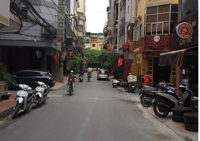 Bán nhà phân lô ô tô tránh Nguyễn Chí Thanh lô góc kinh doanh sầm uất, 60m2 giá 9.9 tỷ.