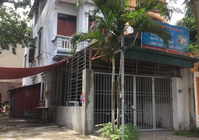 Cho thuê nhà 3 tầng mặt phố Lam Sơn làm văn phòng, dt 125m2/sàn. Lh: 0972419997