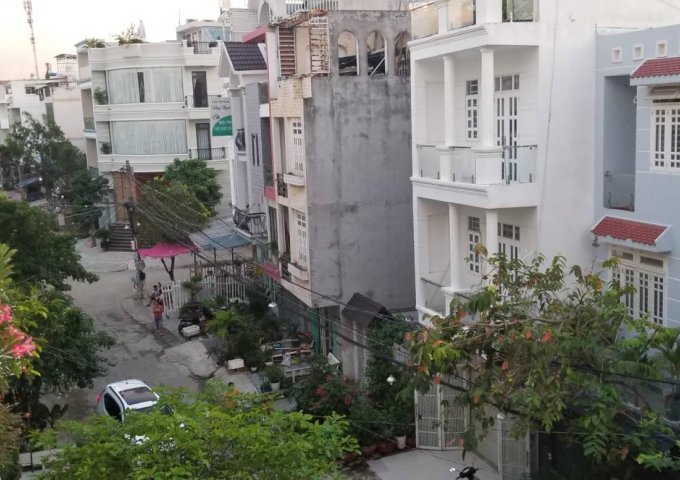 Cần bán gấp căn nhà tại hẻm 1979 Huỳnh Tấn Phát, TT Nhà Bè, Huyện Nhà Bè, Tp.HCM diện tích 168m2 giá 6.5 Tỷ