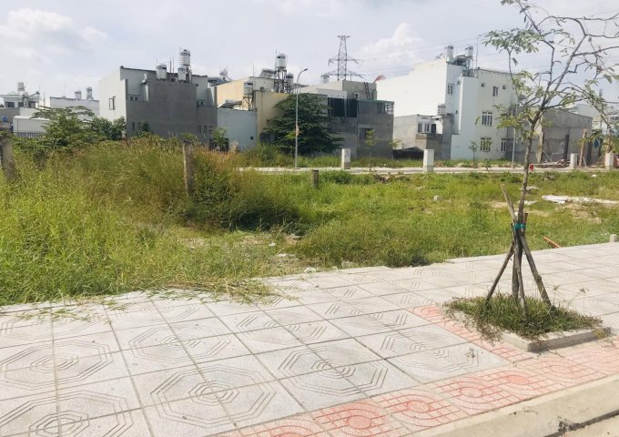 Bán đất mặt tiền đường nhựa 12m Nguyễn Văn Quá, 5x10, Giá 2 tỷ 680, giáp Quang Trung - Gò Vấp