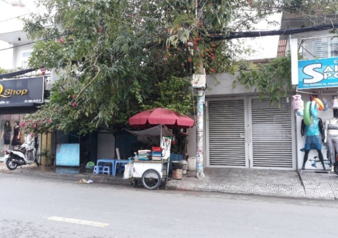 Bán nhà cũ tiện xây mới 5,81x18m Mặt tiền ĐS 15, phường Tân Khiểng, Quận 7
